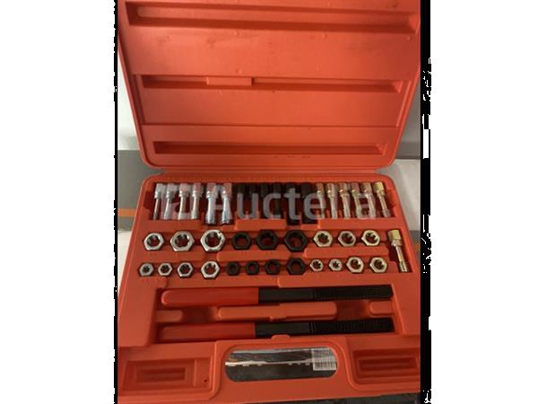 Grote foto schroefdraad reparatieset doe het zelf en verbouw gereedschappen en machines