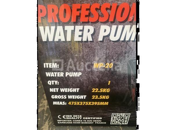 Grote foto benzine waterpomp 4 takt doe het zelf en verbouw gereedschappen en machines