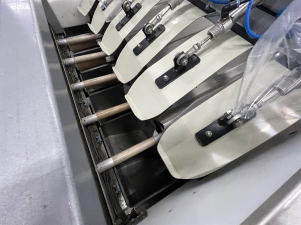 Grote foto manter vp16000 afweegmachine met 3 elevatoren en doseerbanden agrarisch tuinbouw