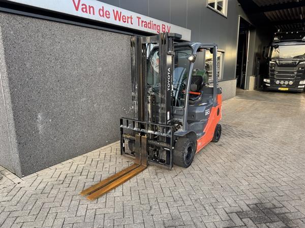 Grote foto toyota 02 8fgkf20 triplo 470 freelift sideshift 2020 lpg agrarisch heftrucks