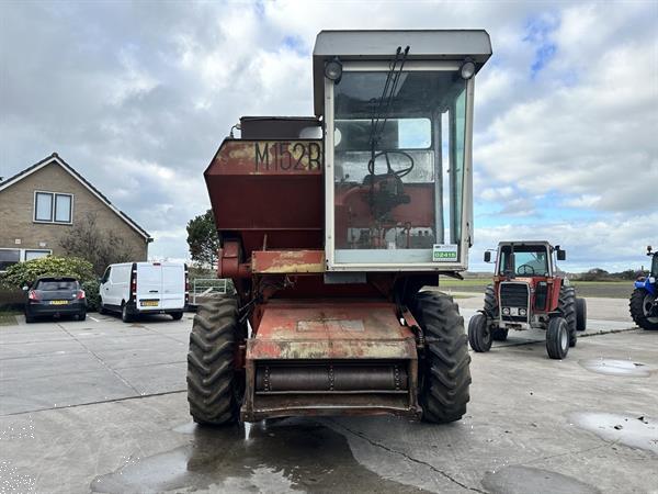 Grote foto laverda m152 agrarisch maaidorsers