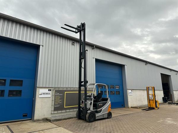 Grote foto vs 22428 elektrische triplex heftruck still rx60 25 sidehift agrarisch heftrucks