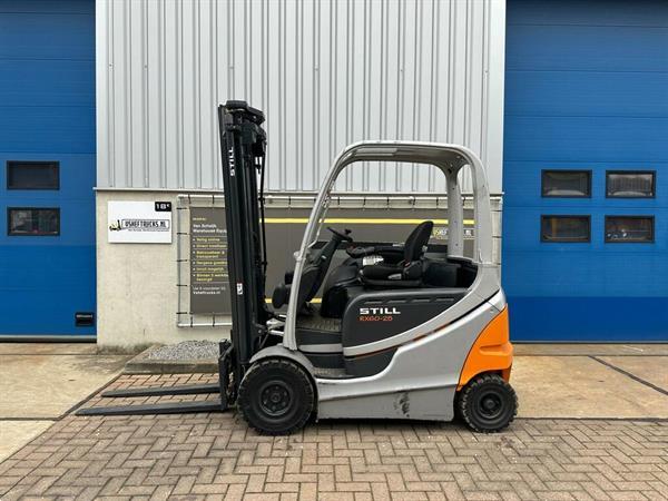 Grote foto vs 22428 elektrische triplex heftruck still rx60 25 sidehift agrarisch heftrucks