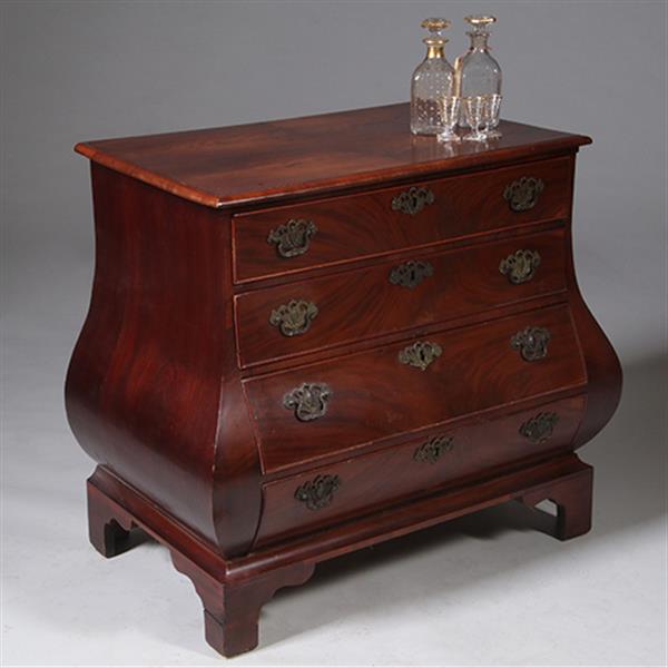 Grote foto kleine haagse commode in mahonie 3 zijdig gebogen met 4 laden no.342015 antiek en kunst stoelen en banken