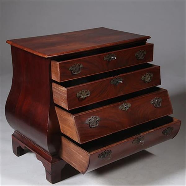 Grote foto kleine haagse commode in mahonie 3 zijdig gebogen met 4 laden no.342015 antiek en kunst stoelen en banken