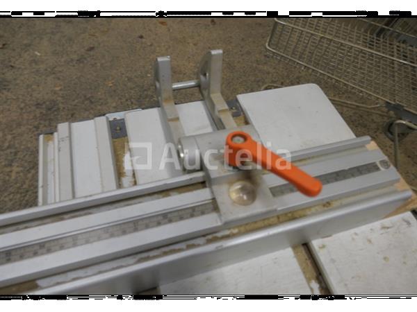 Grote foto robland z320 paneelzaag doe het zelf en verbouw ijzerwaren en bevestigingsmiddelen