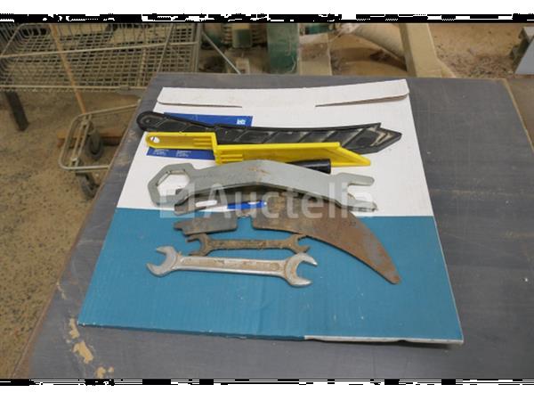 Grote foto robland z320 paneelzaag doe het zelf en verbouw ijzerwaren en bevestigingsmiddelen