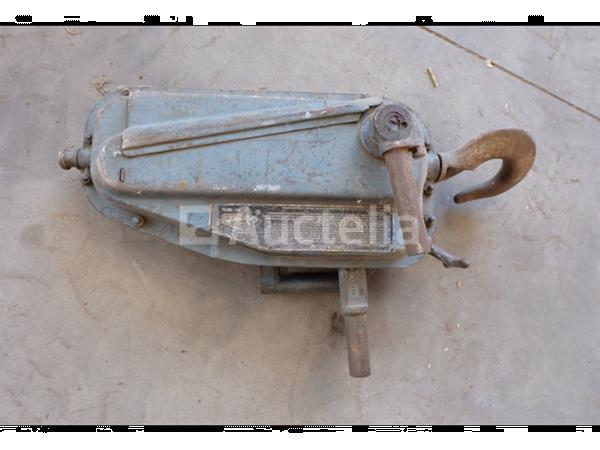 Grote foto lier doe het zelf en verbouw ijzerwaren en bevestigingsmiddelen