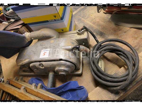 Grote foto scheer bandschuurmachine doe het zelf en verbouw ijzerwaren en bevestigingsmiddelen