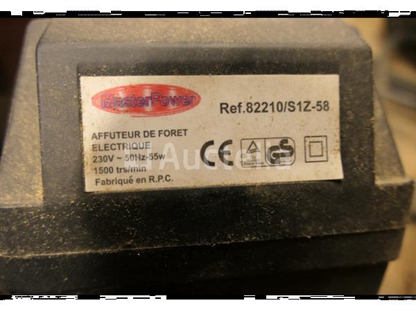 Grote foto makita 3620 router master power sharpener doe het zelf en verbouw ijzerwaren en bevestigingsmiddelen