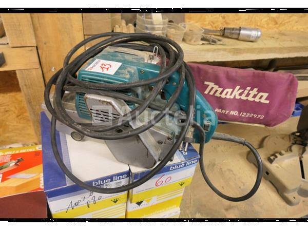 Grote foto makita 9402 bandschuurmachine doe het zelf en verbouw ijzerwaren en bevestigingsmiddelen