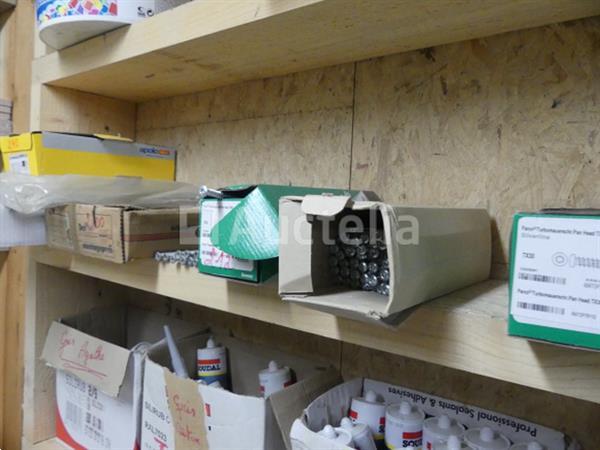 Grote foto siliconen schroeven diverse producten ... doe het zelf en verbouw onderdelen en accessoires