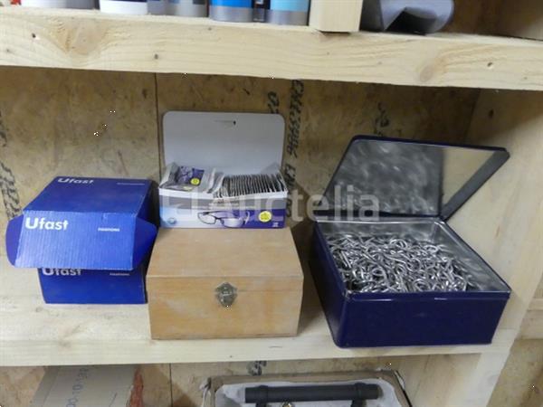 Grote foto siliconen schroeven diverse producten ... doe het zelf en verbouw onderdelen en accessoires