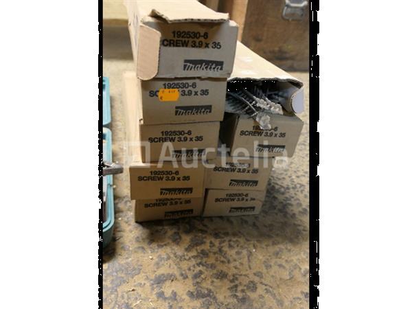 Grote foto gyproc schroevendraaier op batterijen makita 6831d doe het zelf en verbouw gereedschappen en machines