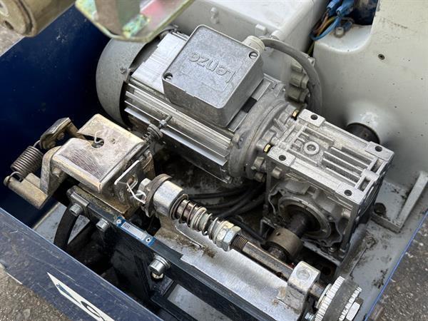 Grote foto cyklop axro mini ts r bindmachine agrarisch tuinbouw