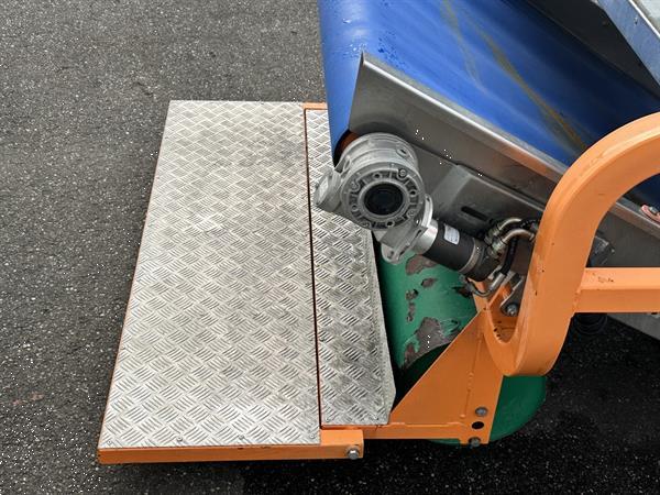 Grote foto ortomec tp 140b getrokken bladgroente oogstmachine 140 cm met wielen agrarisch oogstmachines