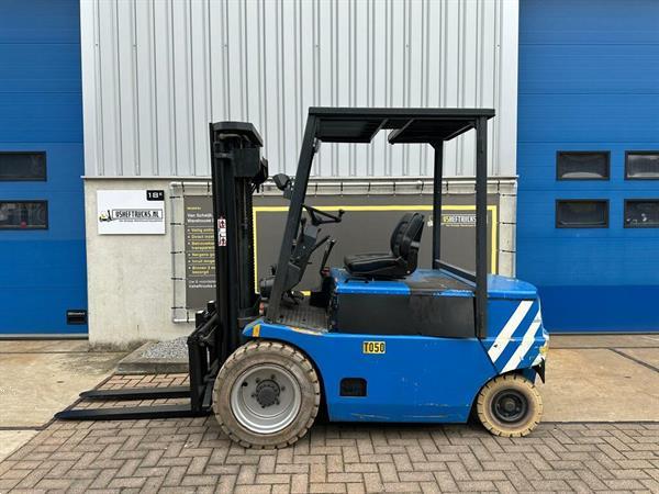 Grote foto vs 22464 elektrische triplex heftruck still r60 35 sideshift freelift agrarisch heftrucks