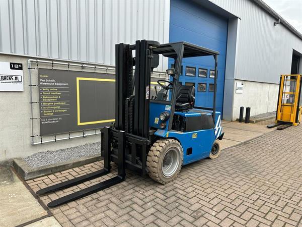 Grote foto vs 22464 elektrische triplex heftruck still r60 35 sideshift freelift agrarisch heftrucks