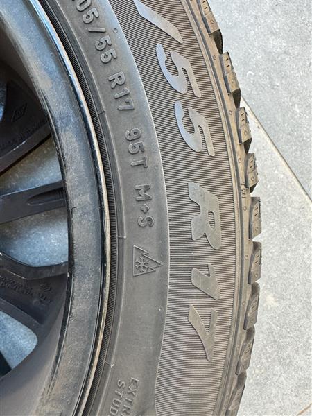 Grote foto winterbanden op lichtmetalen velg 17 inch auto onderdelen banden en velgen