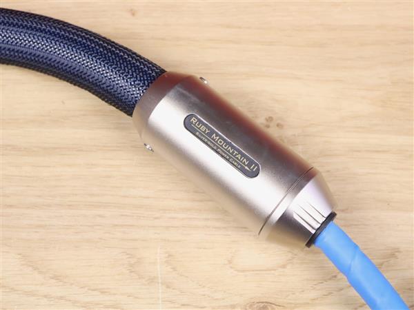 Grote foto siltech ruby mountain ii g7 royal signature highend silver gold audio power cable 1 0 metre audio tv en foto onderdelen en accessoires