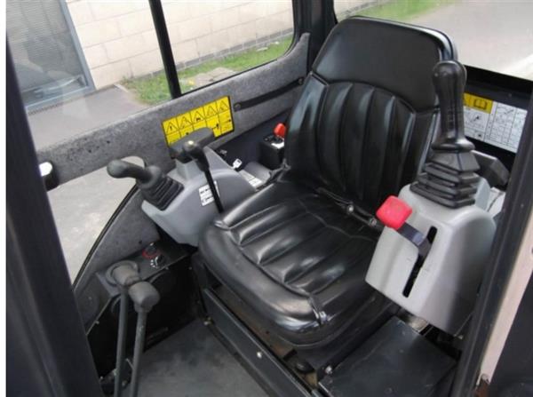 Grote foto minigraafmachine bobcat 323 mini excavator 2009 doe het zelf en verbouw gereedschappen en machines