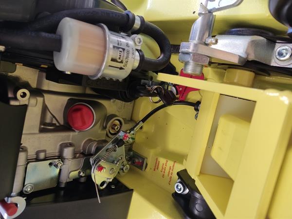 Grote foto ammann apr30 60 dieseltrilplaat met wielstel en elektrische start wacker dpu3060 doe het zelf en verbouw overige doe het zelf en verbouw