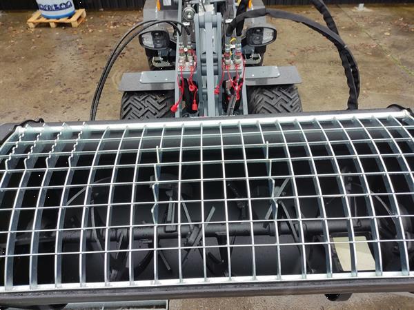 Grote foto betonmixbak betonmixer met zijuitloop doe het zelf en verbouw aanbouwdelen