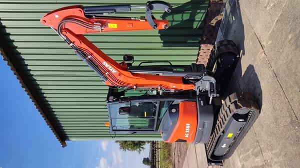 Grote foto atlas ac25uf minikraan binnendraaier doe het zelf en verbouw kranen en graafmachines