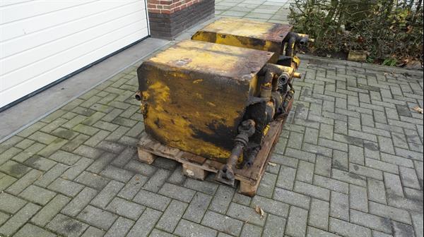 Grote foto hydrauliek tank met mechanische aangedreven pomp doe het zelf en verbouw onderdelen en accessoires