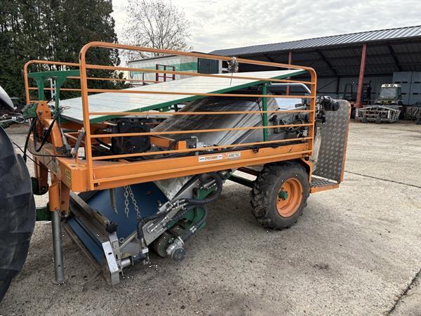 Grote foto ortomec bladgroente oogstmachine agrarisch oogstmachines