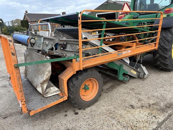 Grote foto ortomec bladgroente oogstmachine agrarisch oogstmachines