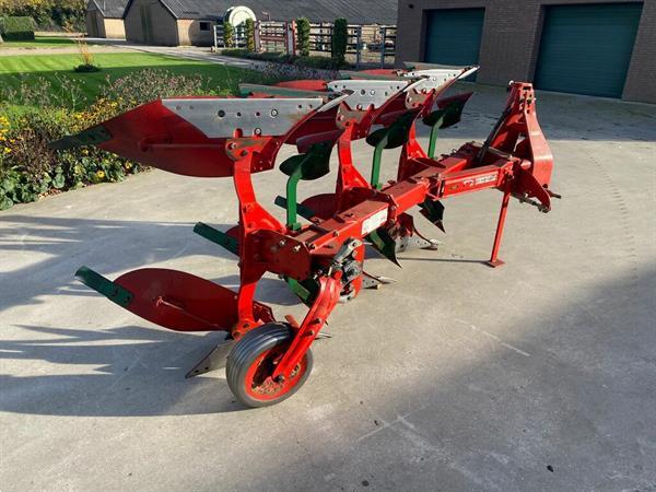 Grote foto kverneland ld85 3 schaar ploeg agrarisch ploegen