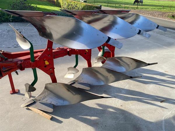 Grote foto kverneland ld85 3 schaar ploeg agrarisch ploegen