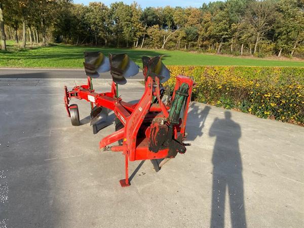 Grote foto kverneland ld85 3 schaar ploeg agrarisch ploegen