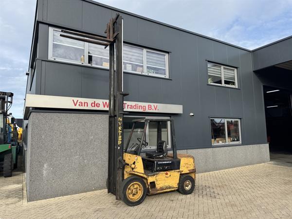 Grote foto hyster h3.00xl duplo 400 3e functie isuzu diesel 1990 agrarisch heftrucks