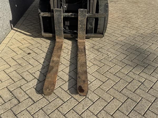 Grote foto toyota 42 7fgf25 duplo 400 3e 4e functie lpg 2001 agrarisch heftrucks