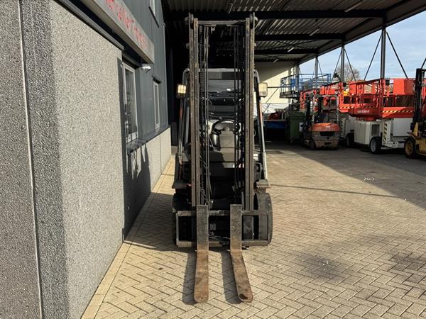 Grote foto toyota 42 7fgf25 duplo 400 3e 4e functie lpg 2001 agrarisch heftrucks