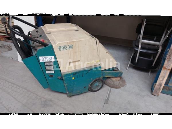 Grote foto tennant 186 schrobmachine kuismachine doe het zelf en verbouw ijzerwaren en bevestigingsmiddelen