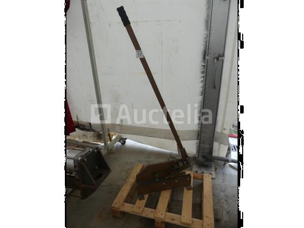 Grote foto plaatsschaar doe het zelf en verbouw ijzerwaren en bevestigingsmiddelen