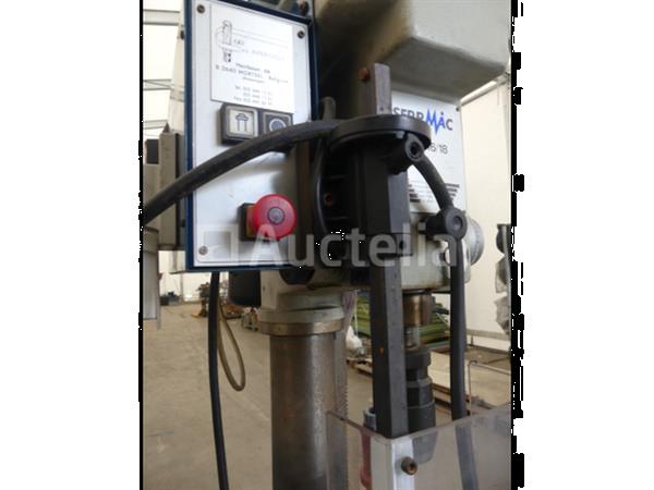 Grote foto serrmac nag16 18 kolomboormachine doe het zelf en verbouw ijzerwaren en bevestigingsmiddelen