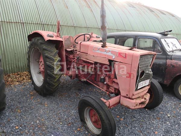 Grote foto international harvester landbouwtractor vin nt362374 agrarisch tractoren