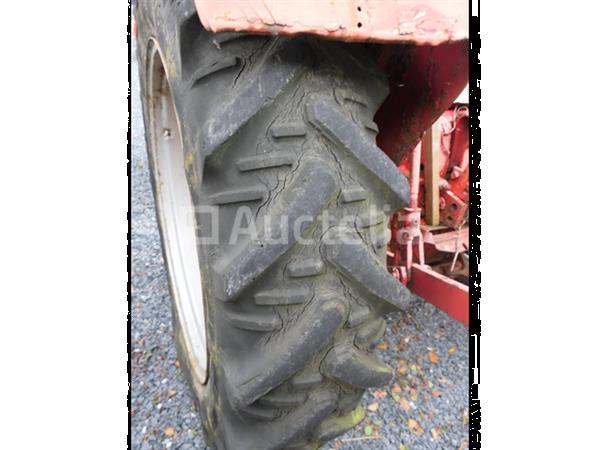 Grote foto international harvester landbouwtractor vin nt362374 agrarisch tractoren