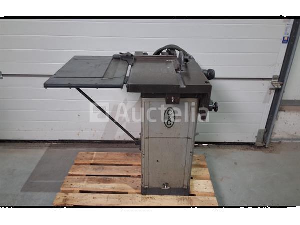 Grote foto c g metaalzaagmachine doe het zelf en verbouw ijzerwaren en bevestigingsmiddelen