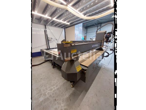 Grote foto freestafel freesmachine multicam 5000 series doe het zelf en verbouw ijzerwaren en bevestigingsmiddelen