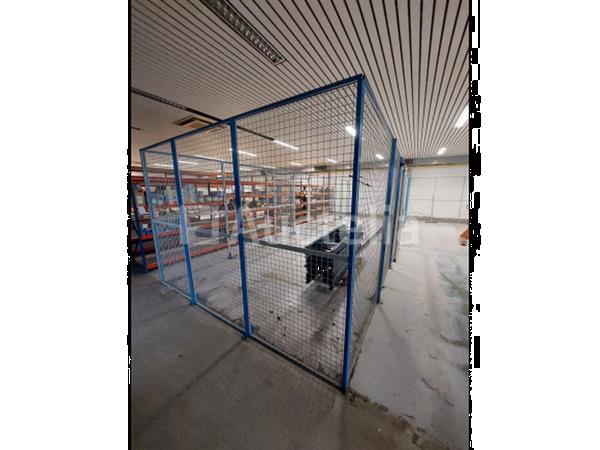 Grote foto magazijnkooi veiligheidskooi magazijnbox doe het zelf en verbouw ijzerwaren en bevestigingsmiddelen