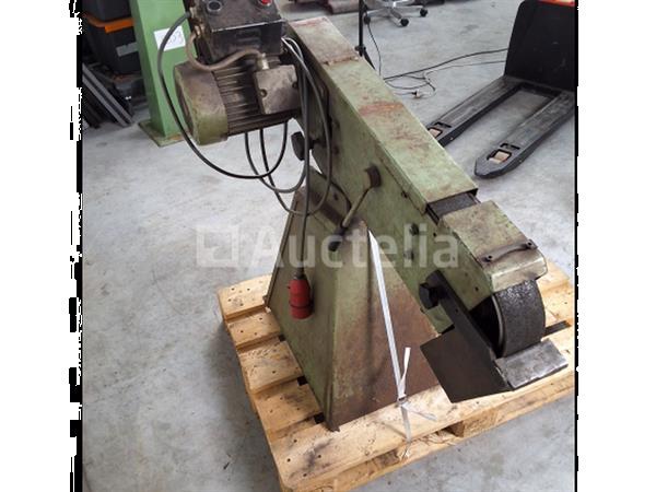 Grote foto bandschuurmachine 75mm breed 380v doe het zelf en verbouw ijzerwaren en bevestigingsmiddelen