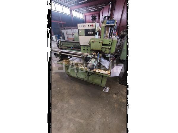 Grote foto saturne cirkelzaagautomaat automatische zaagmachine doe het zelf en verbouw ijzerwaren en bevestigingsmiddelen