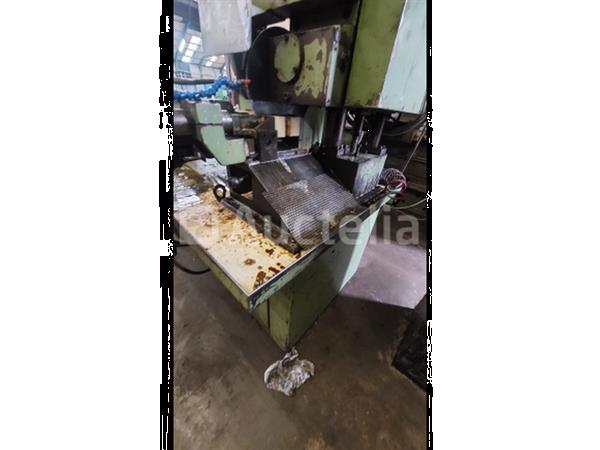 Grote foto saturne cirkelzaagautomaat automatische zaagmachine doe het zelf en verbouw ijzerwaren en bevestigingsmiddelen