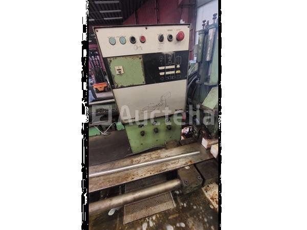 Grote foto saturne cirkelzaagautomaat automatische zaagmachine doe het zelf en verbouw ijzerwaren en bevestigingsmiddelen