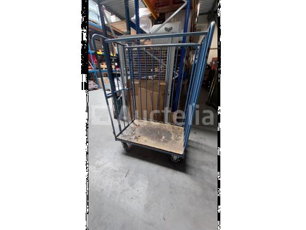 Grote foto rolcontainer blauw doe het zelf en verbouw ijzerwaren en bevestigingsmiddelen